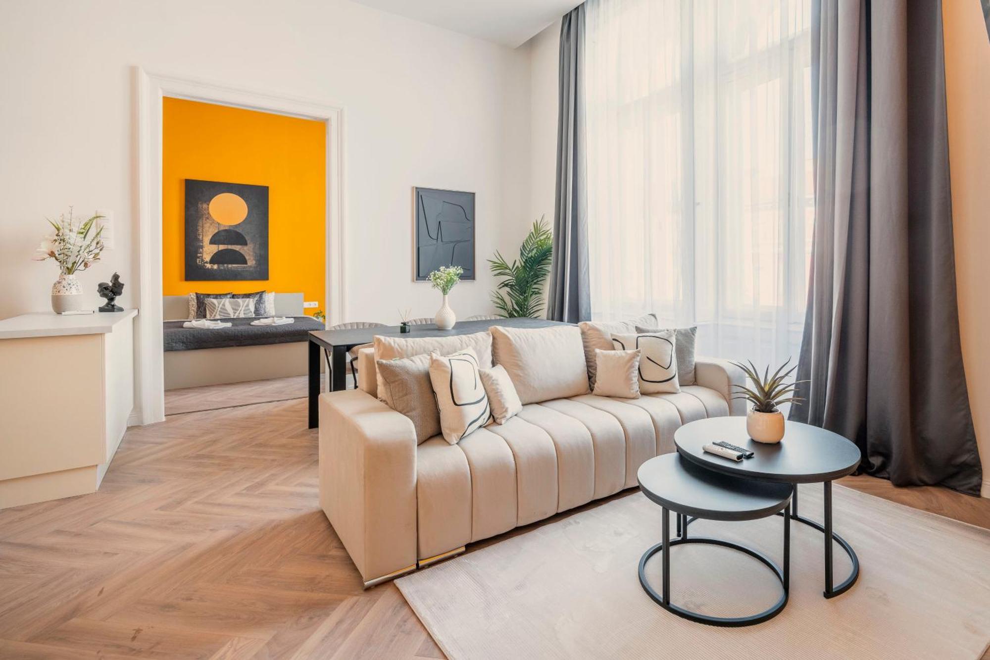 Apartament Exclusive 3bedrm Stylish By Prestige Homes *
