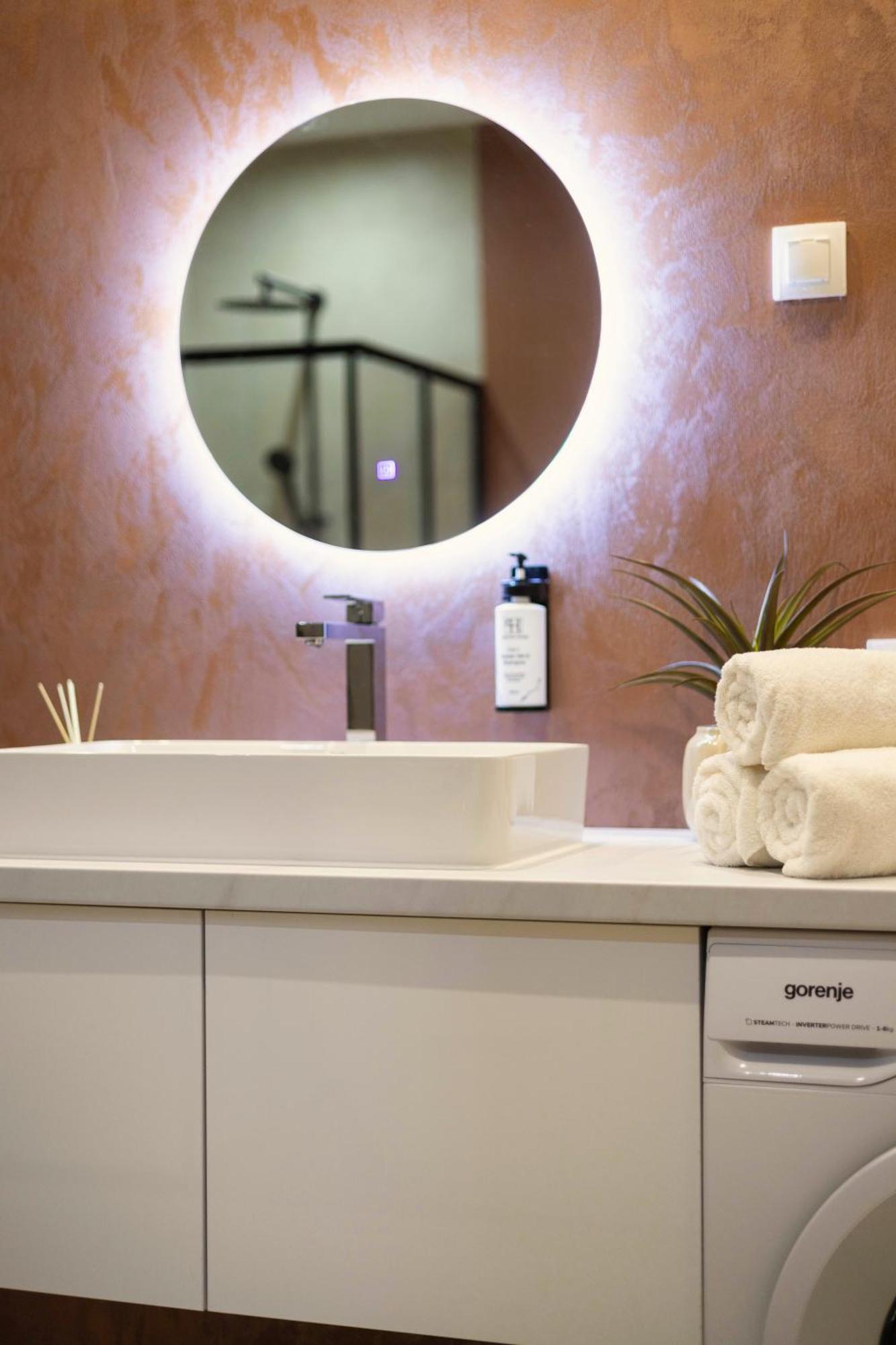Exclusive 3bedrm Stylish By Prestige Homes Budapeszt
