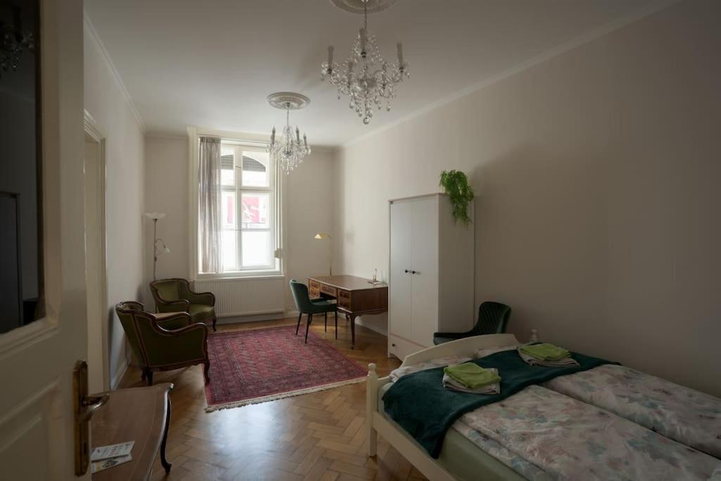 Kalvin Apartment