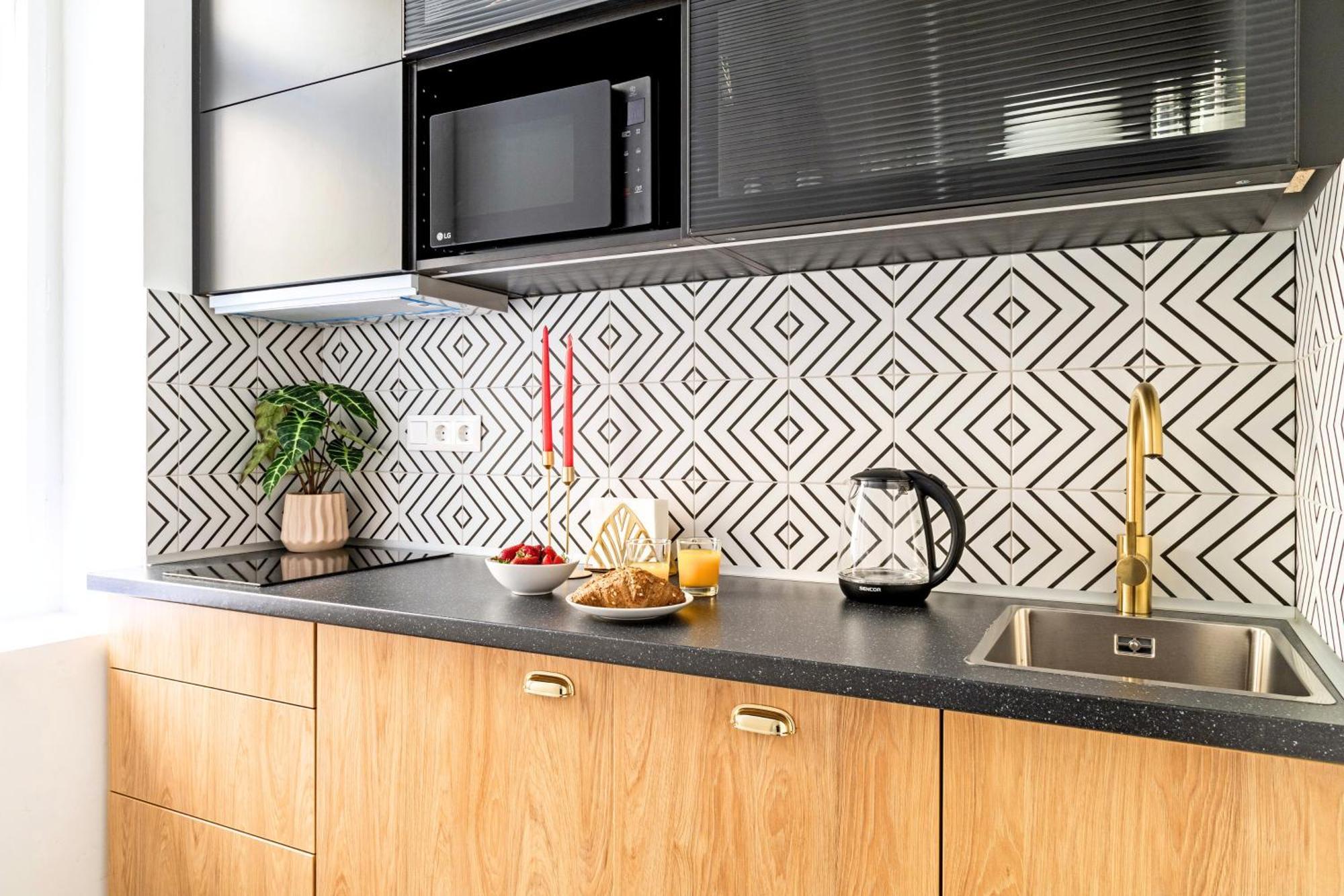 Black And White - Find Your Rhythm Apartamento