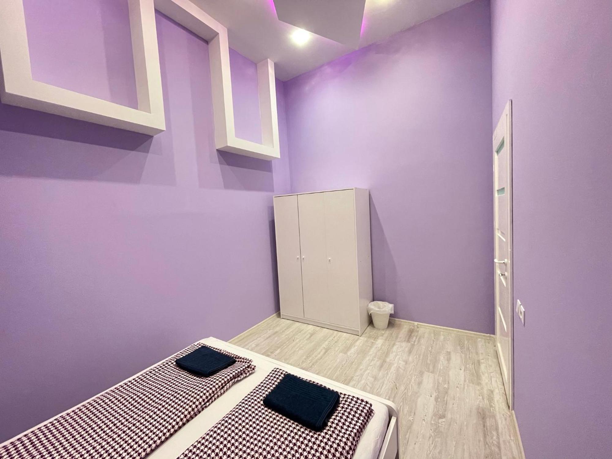 Lägenhet Sapphire - 5 Rooms, 2 Bathrooms