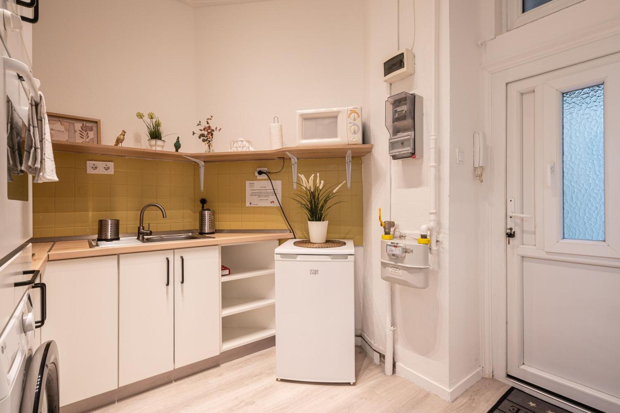 Cozy & Lovely Nest In Soho Apartment