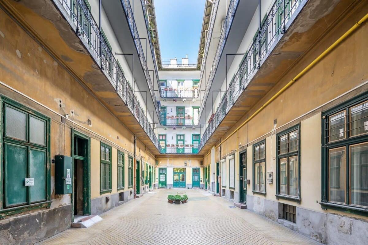 Lovely In The Heart Of The Apartment Budapest