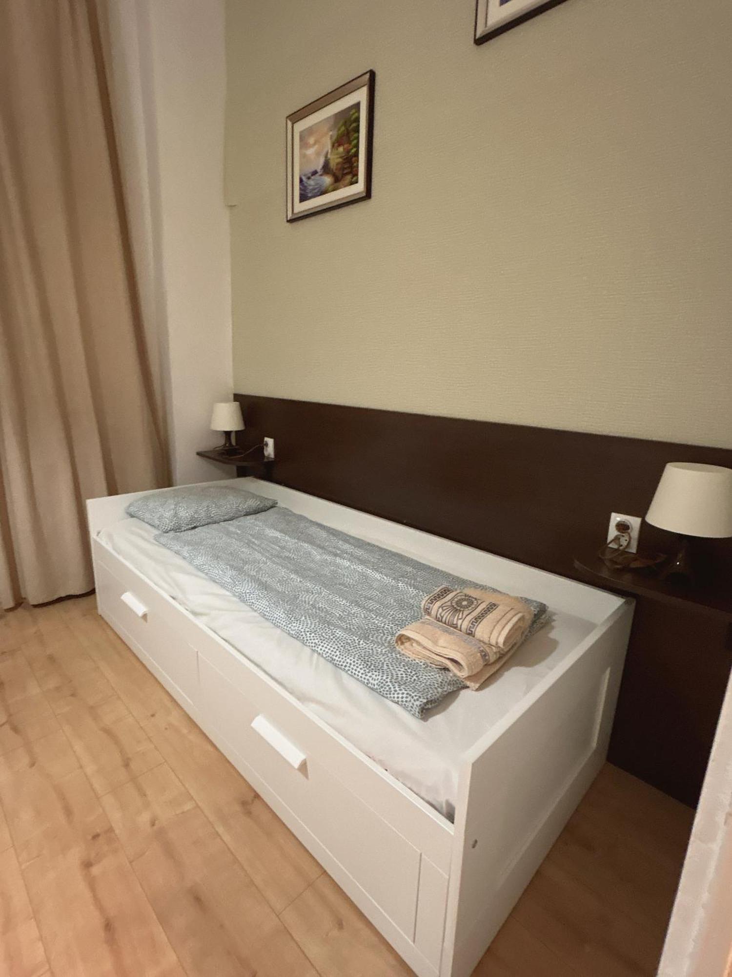 Appartement A14 Parliament Sunflower Cozy *