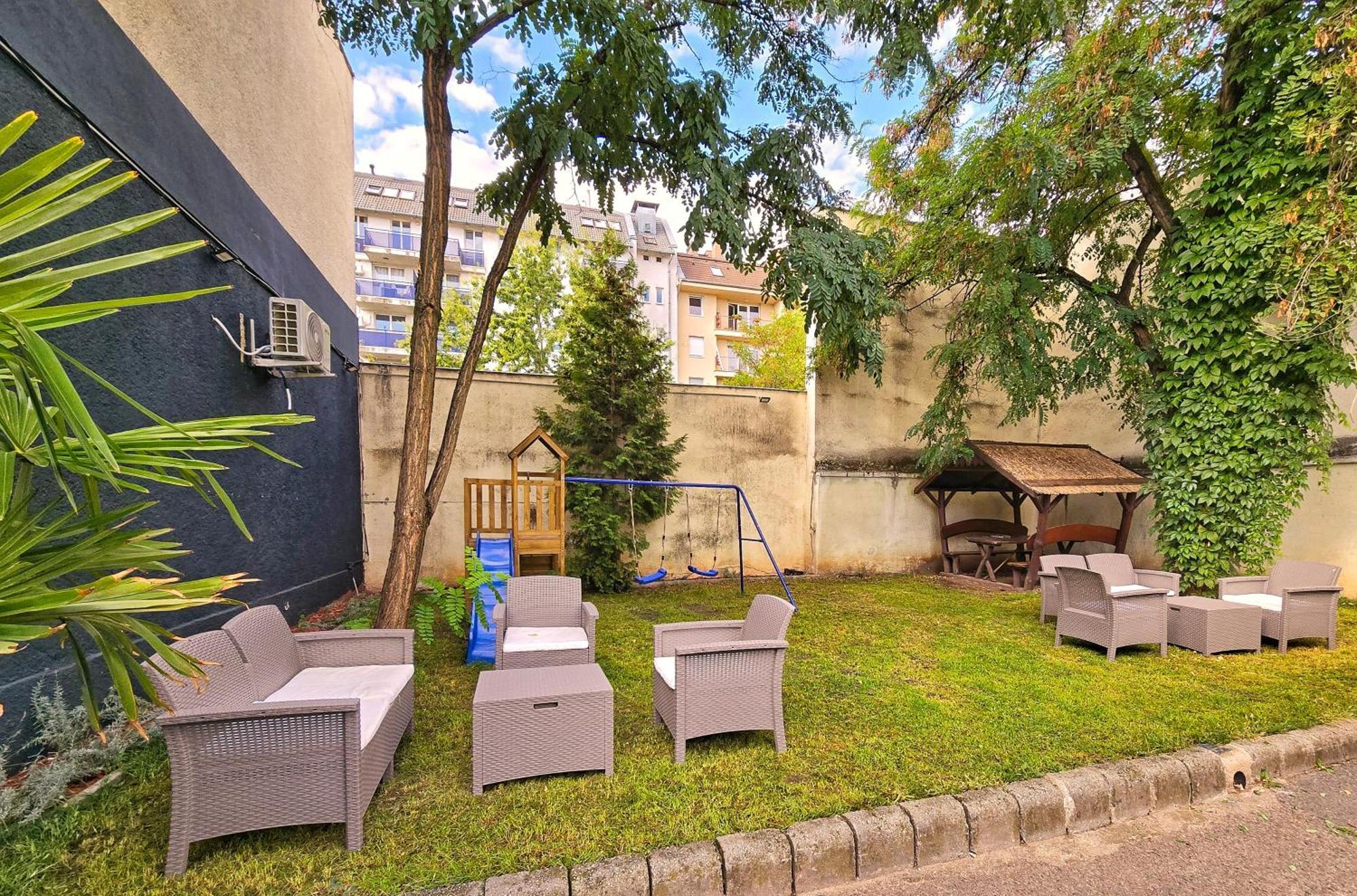 Mariposa Apartman