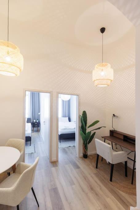 The Grove Hideaway 2br Retreat * Budapest