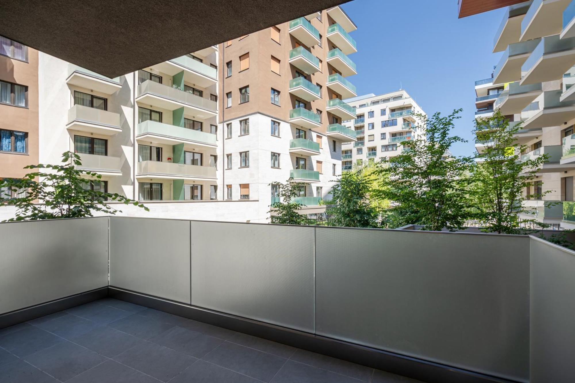 Corviana With Balcony Appartement