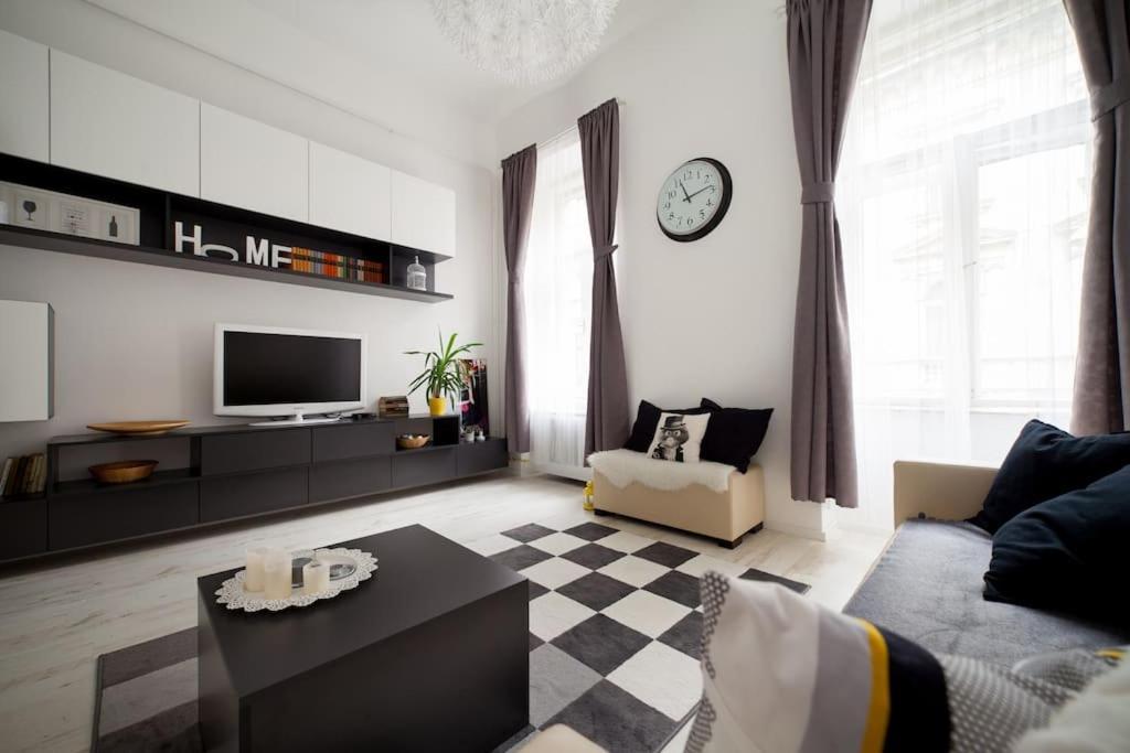 Appartamento Littlewhiteintheheartofbudapest *