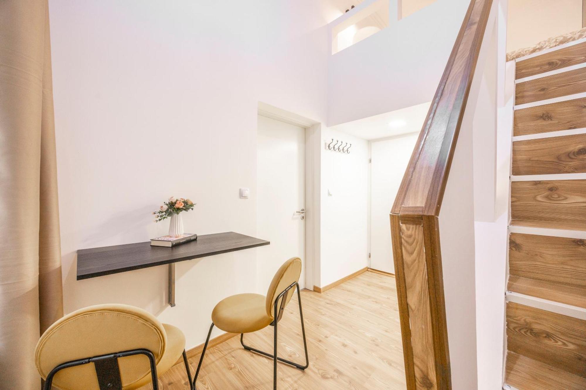 Apartamento Charming Grand In The Heart Of