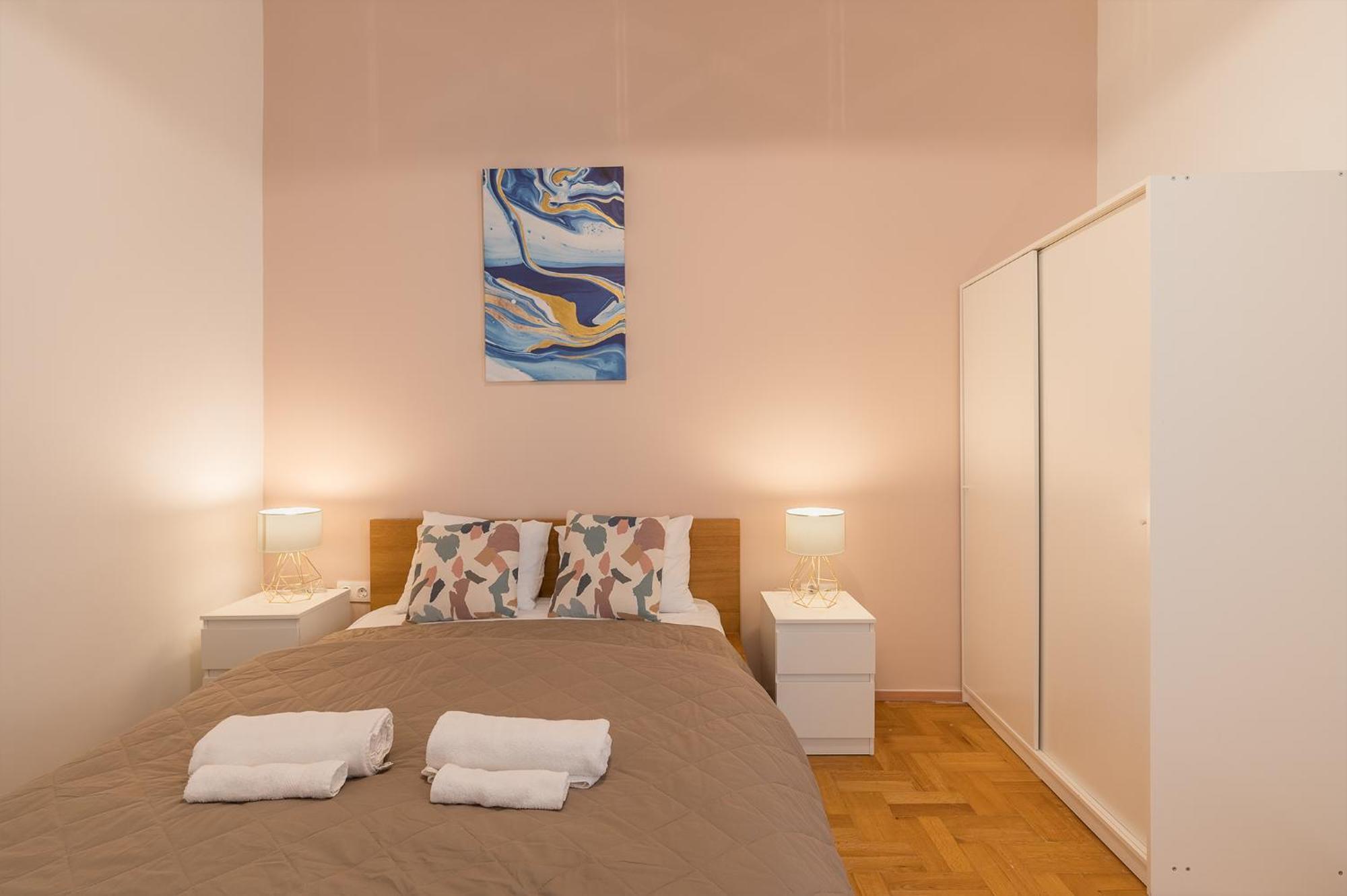 Quiet Central Near Heroes Square By Cavaland Apartament Budapeszt