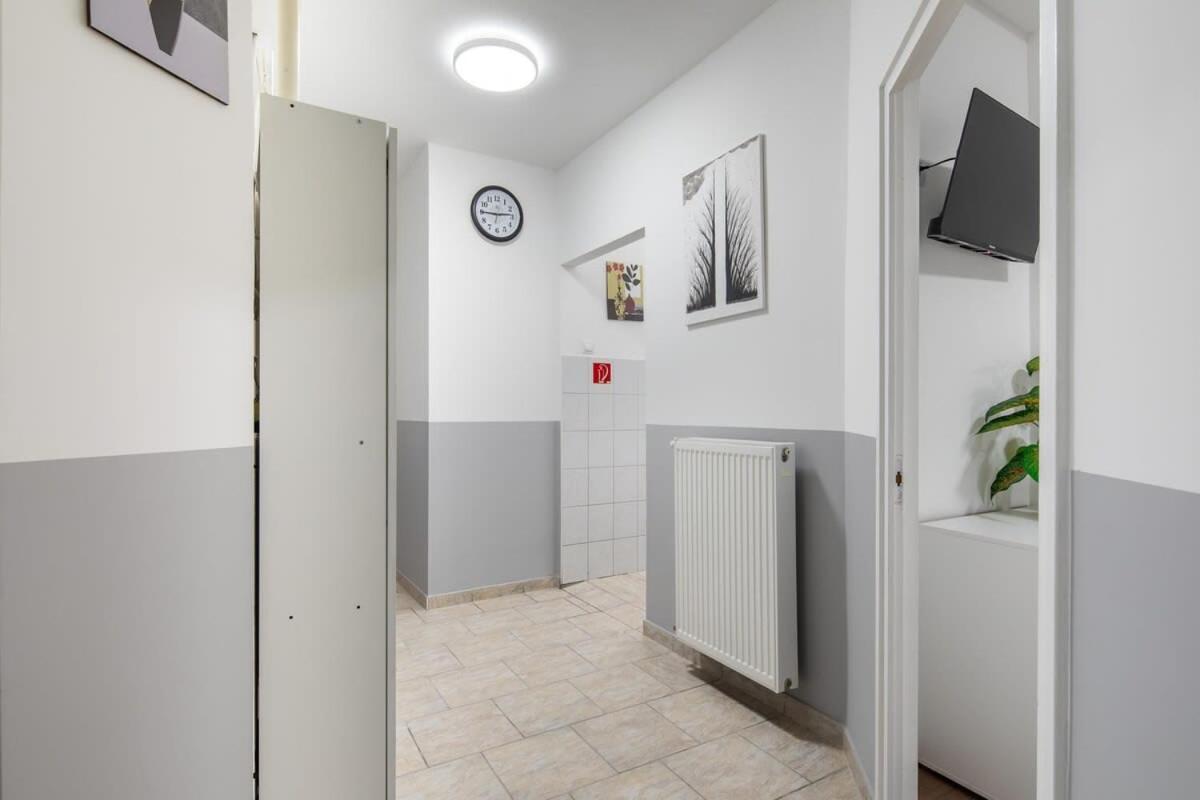 New - Simple Lejlighed Budapest