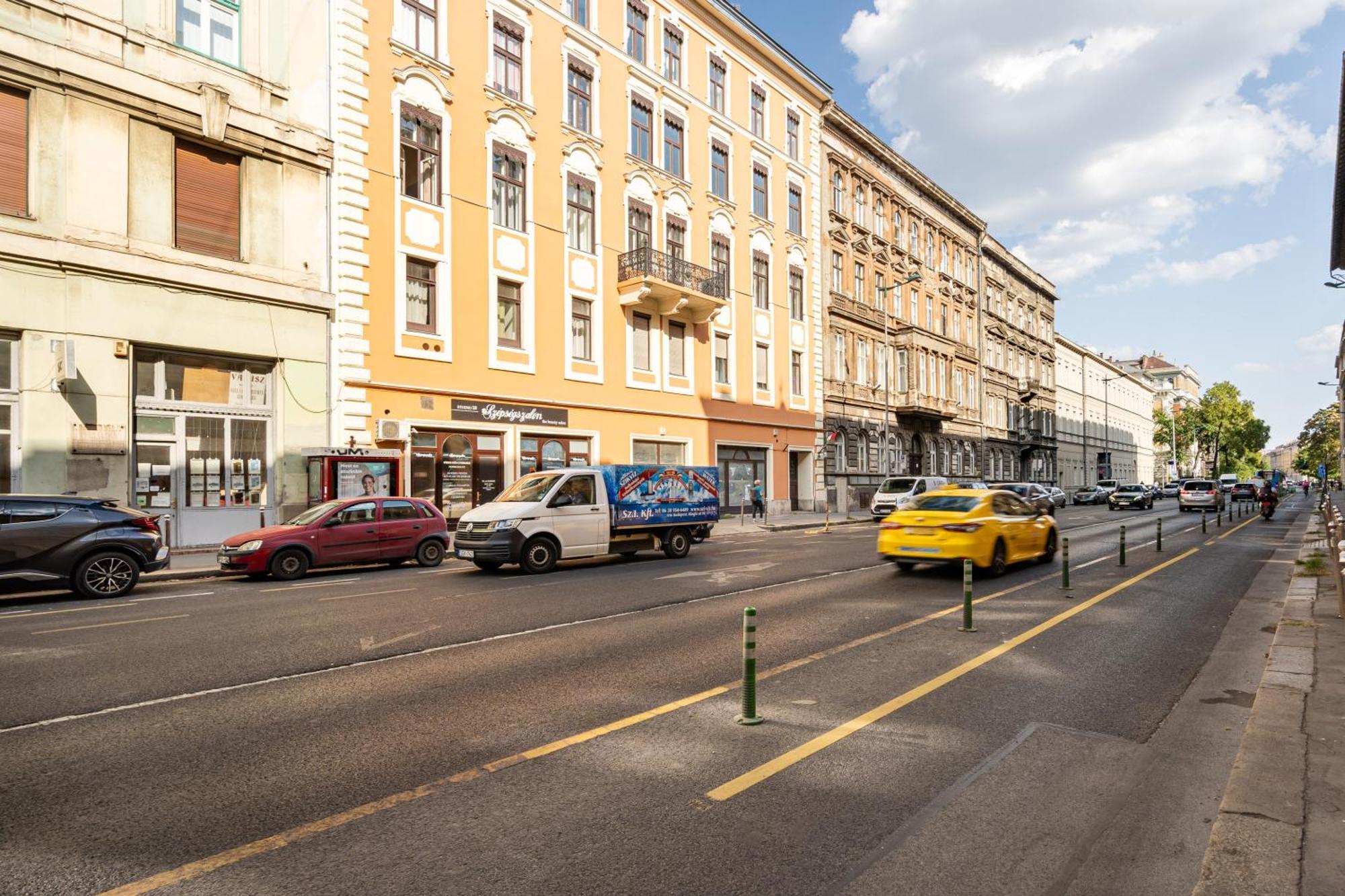 Apartman Kiskuza 1 *