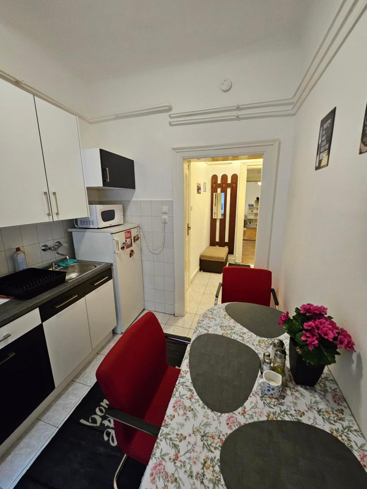 Apartment Pet Friendly 2bdr *