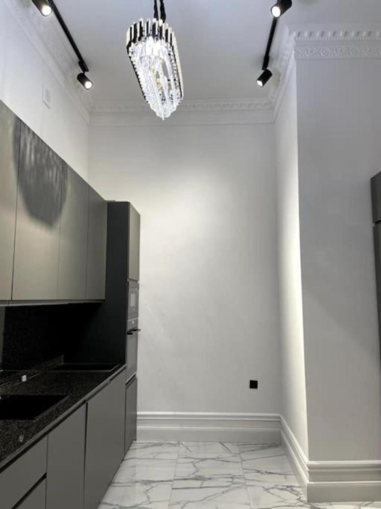 Premium Luxury Near Basilica *