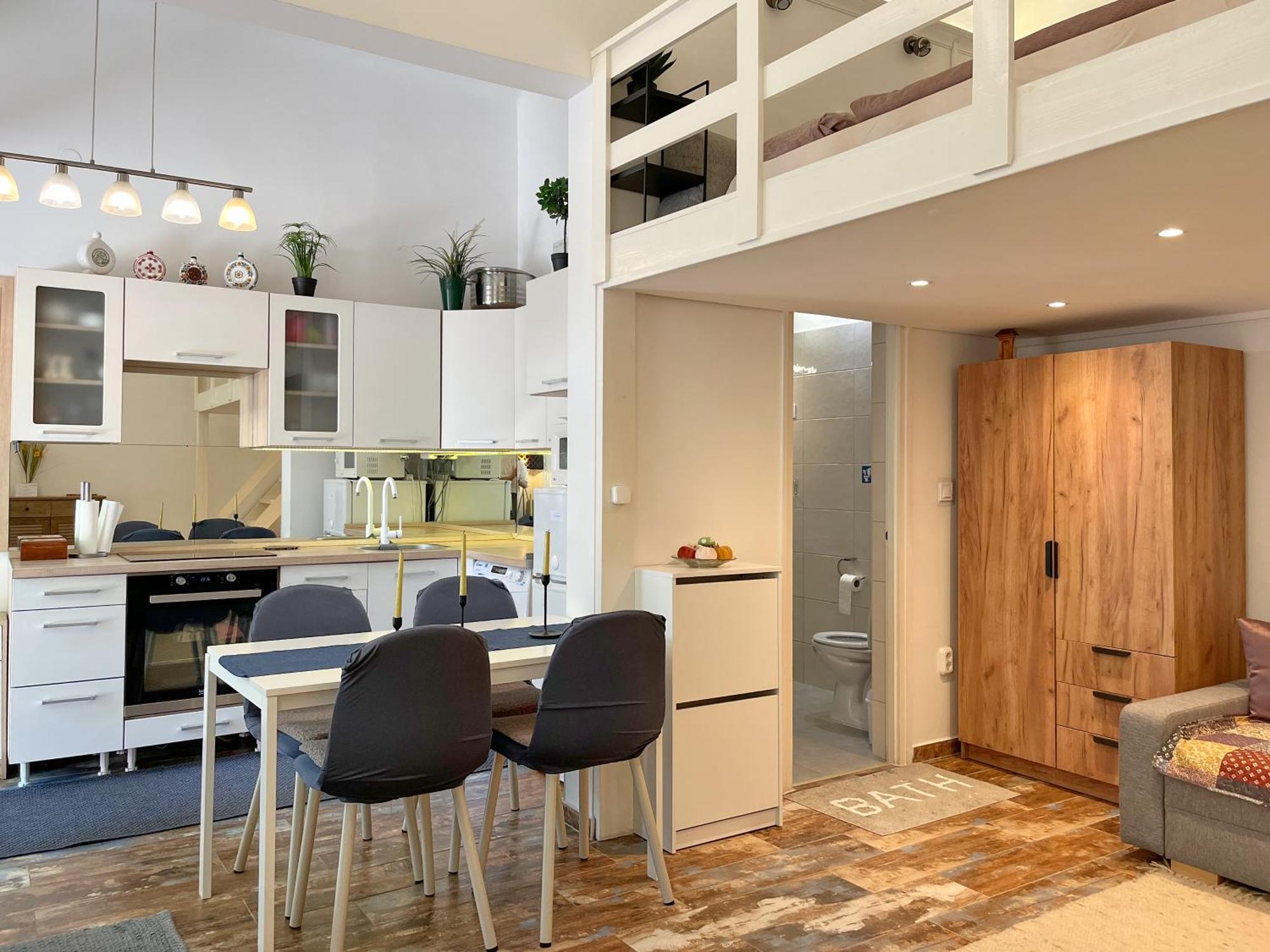 Brand New Garden Flat / Free Parking Budapest