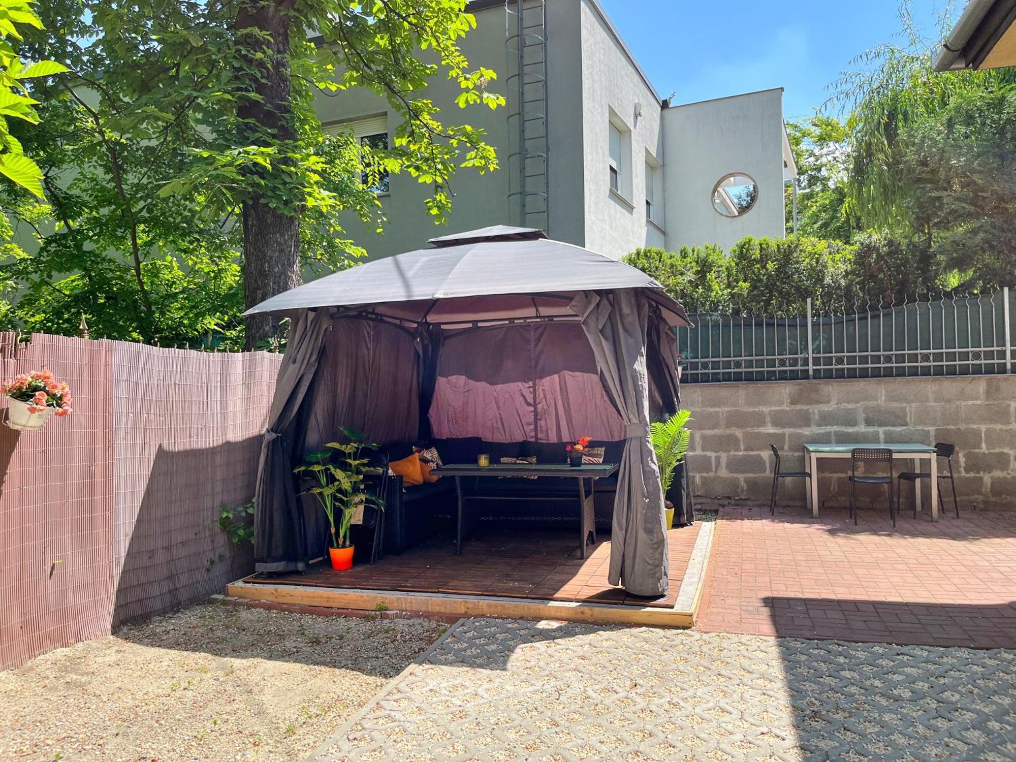 Appartamento Brand New Garden Flat / Free Parking Budapest