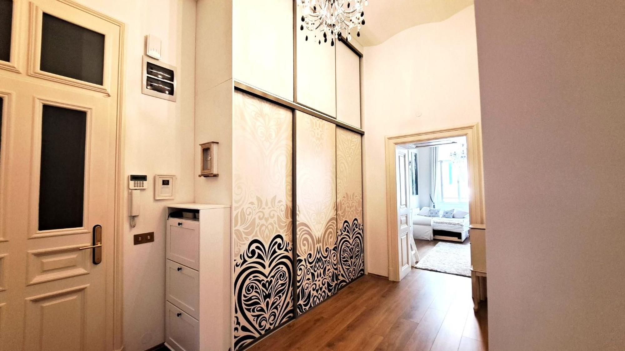Appartement Nyugati Premium *