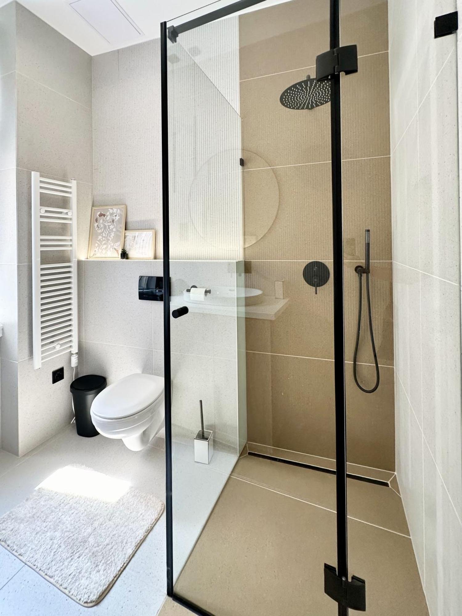 Oktogon-t6 Luxury Apartamento *