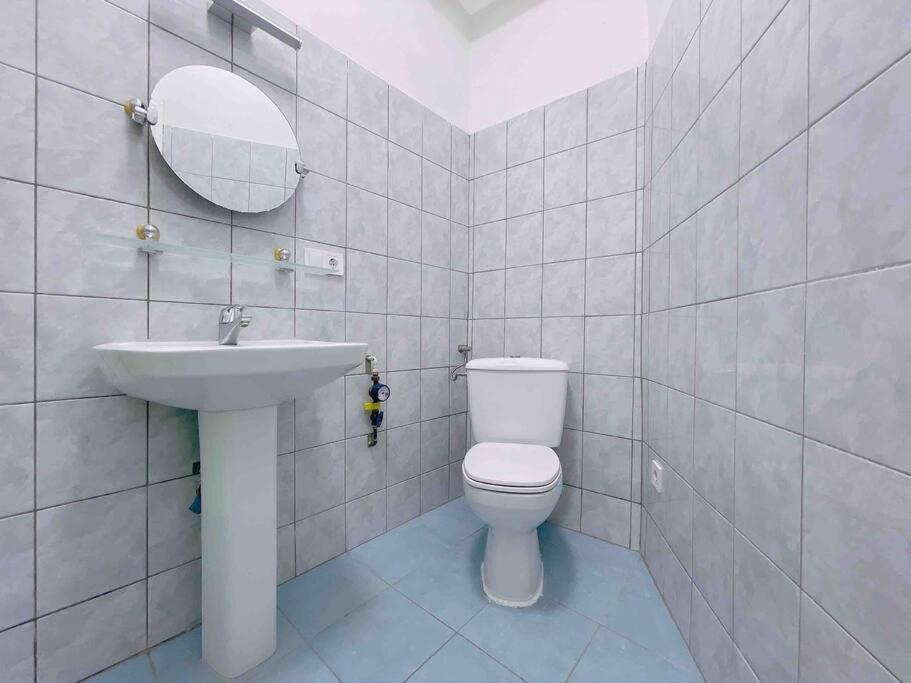 B Downtown Modern Apartman *