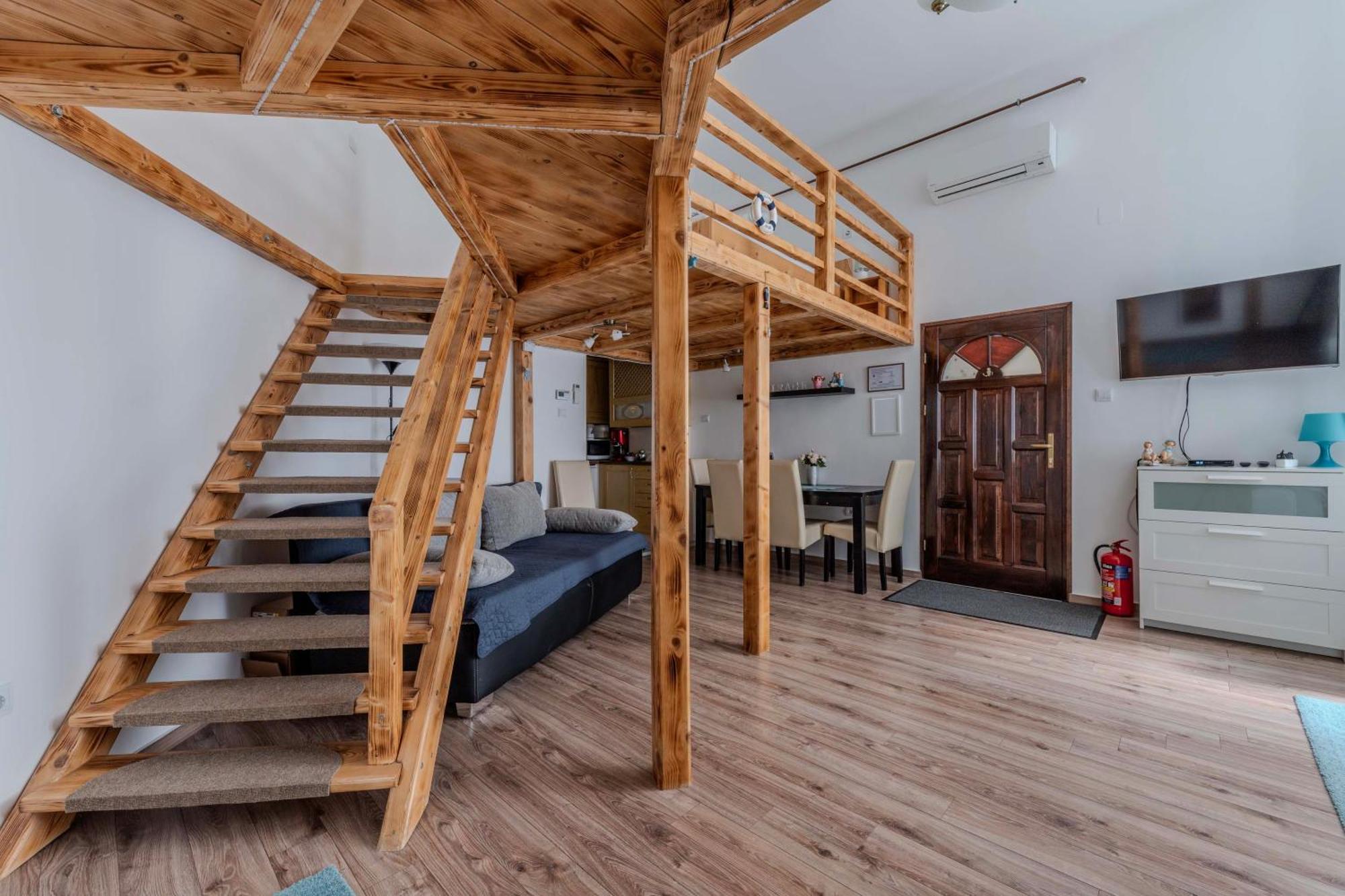 Mirage Vaci Street Budapešť