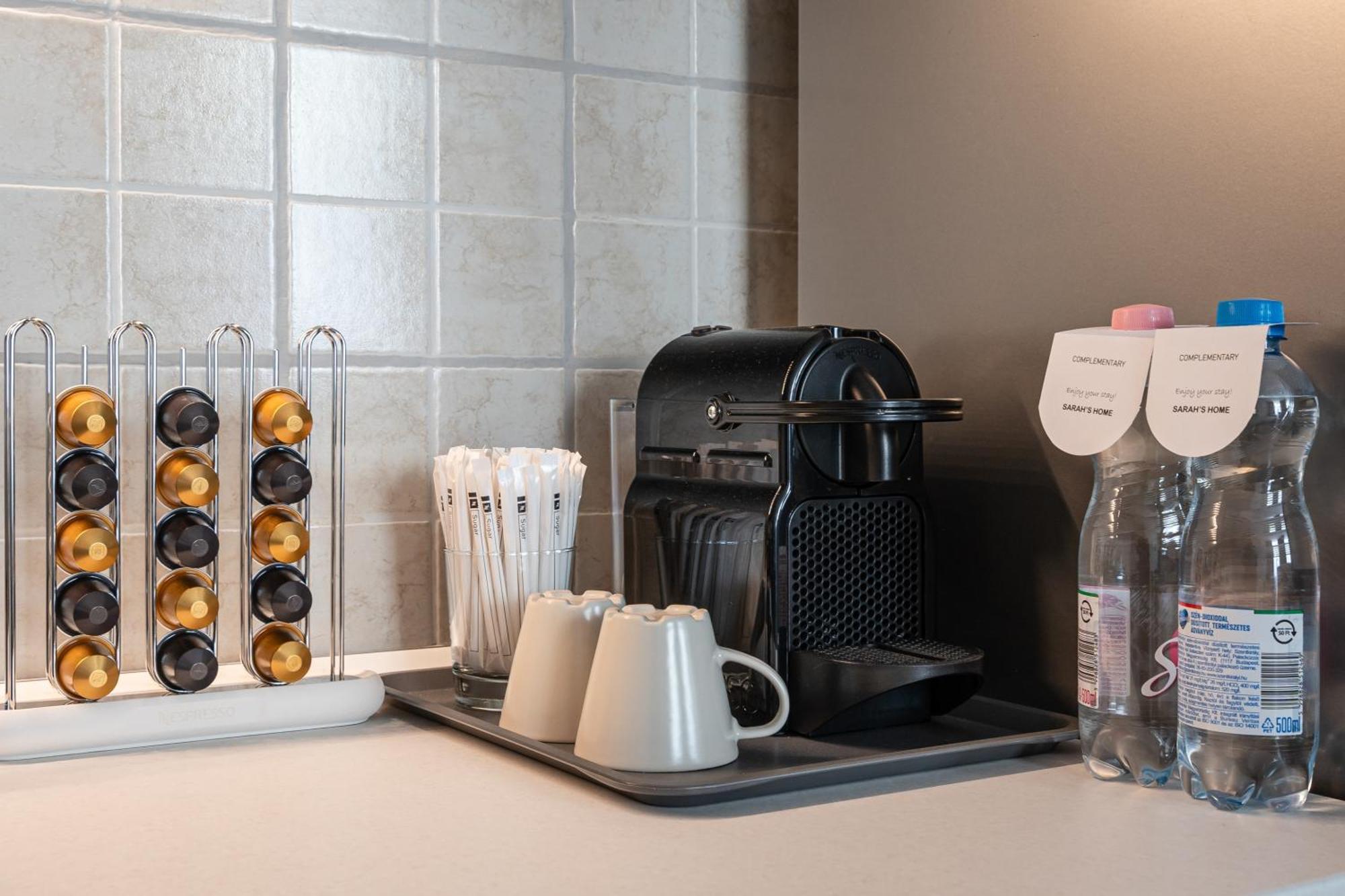 Sarah's With Pool, Wellness, Fitness Apartamento Budapest