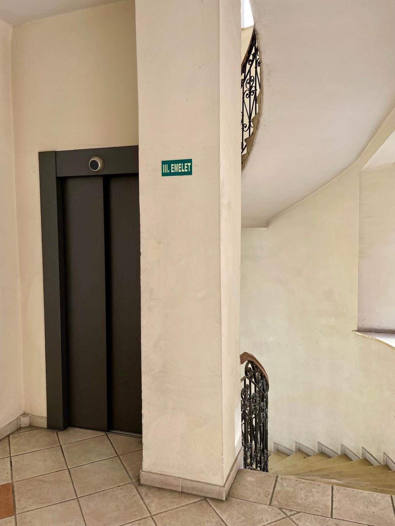 Apartamento Sarah's With Pool, Wellness, Fitness