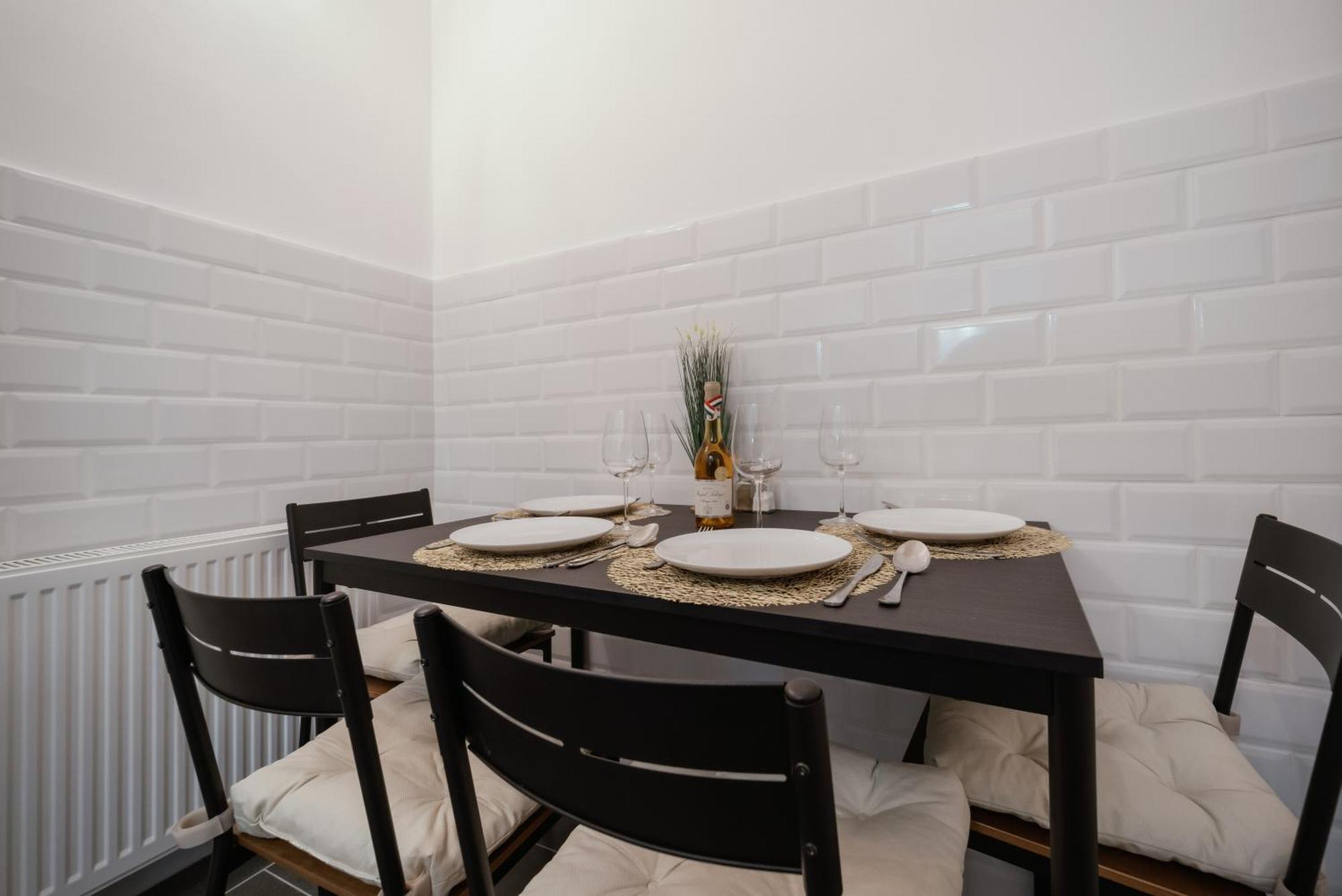 Apartment Modelia At Gellert Square