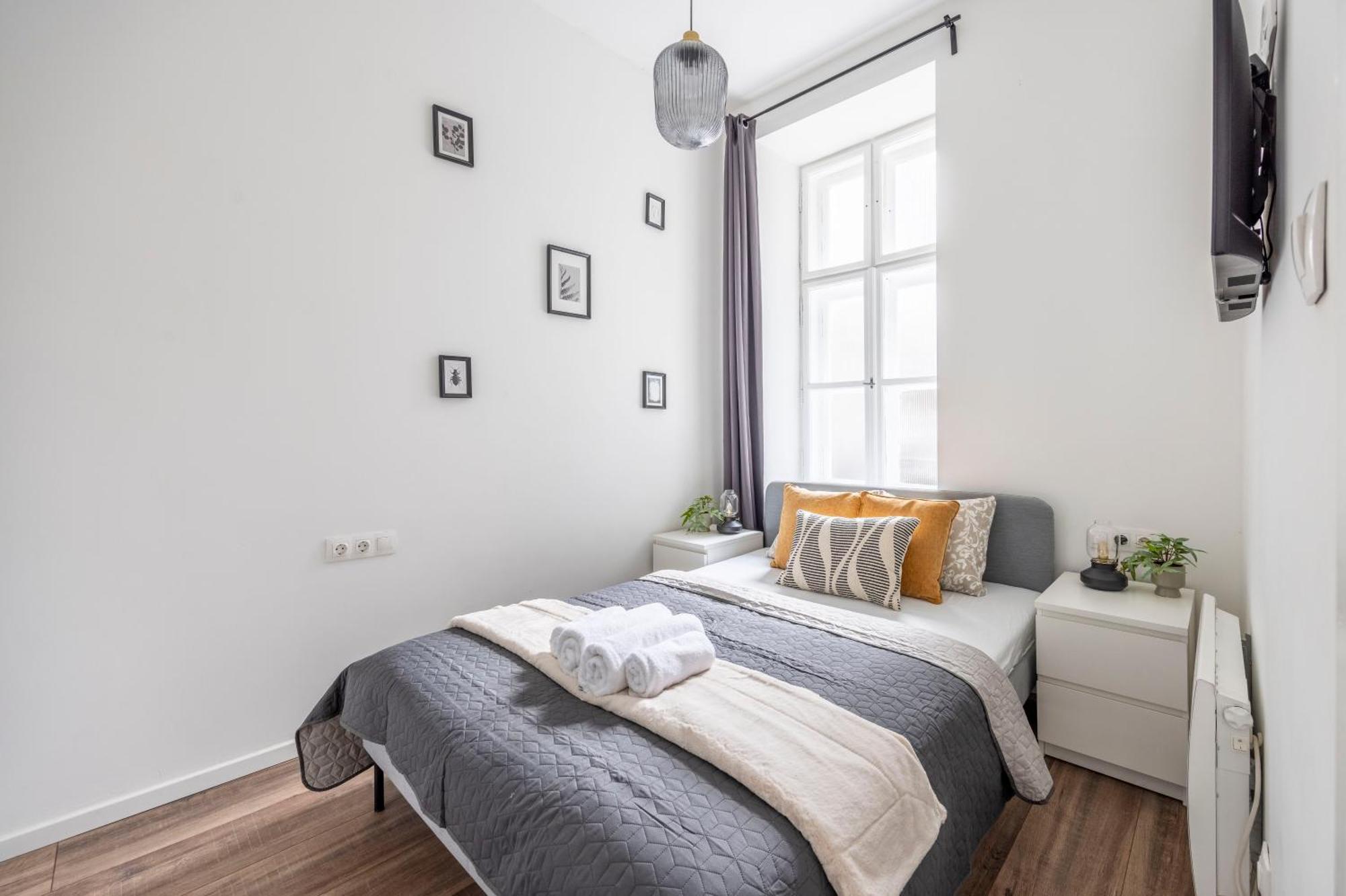 Charming & Cozy 1bedrm Appartement *