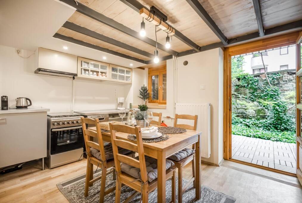 Apartamento Del *