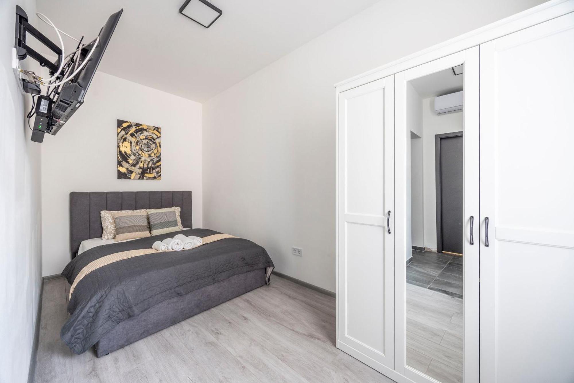Exclusive & Grand W' 4bedrm, 3bathrm Appartement Budapest