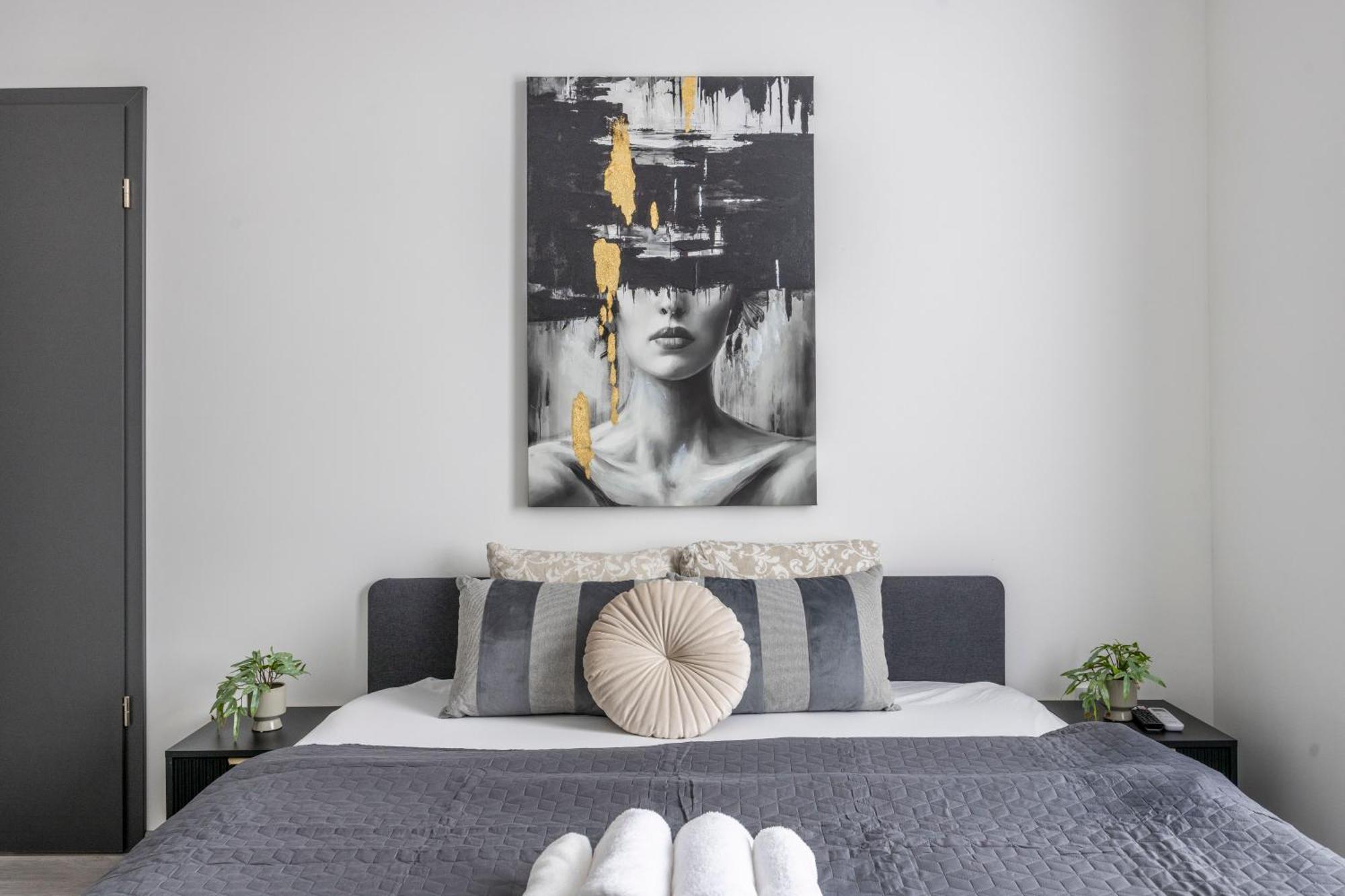 Exclusive & Grand W' 4bedrm, 3bathrm Appartement *