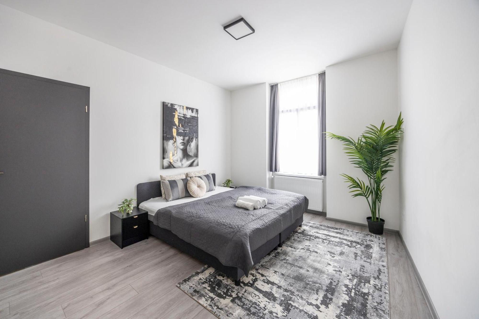 Exclusive & Grand W' 4bedrm, 3bathrm Appartement *