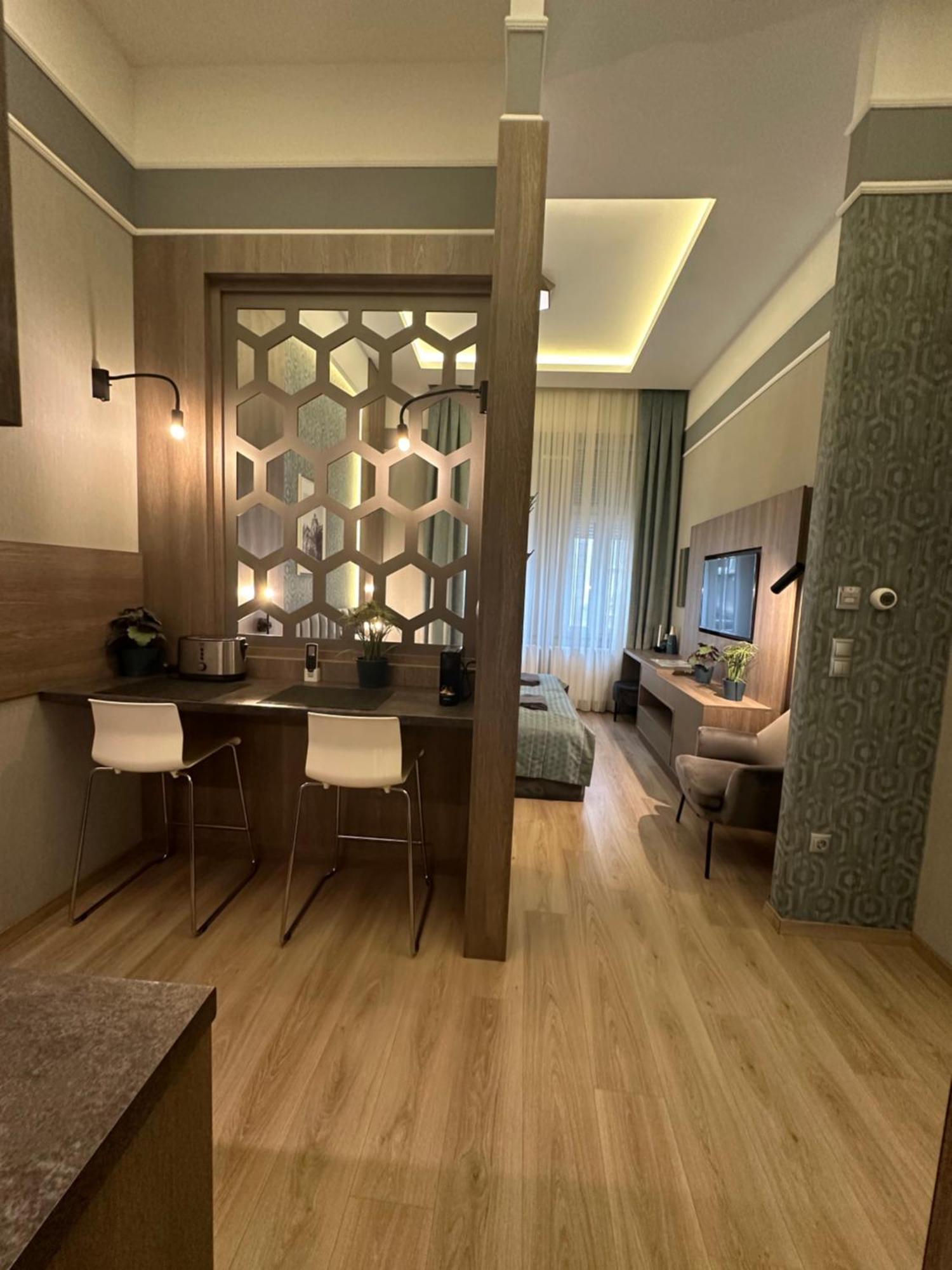 Revay 20 By Corall Apartman