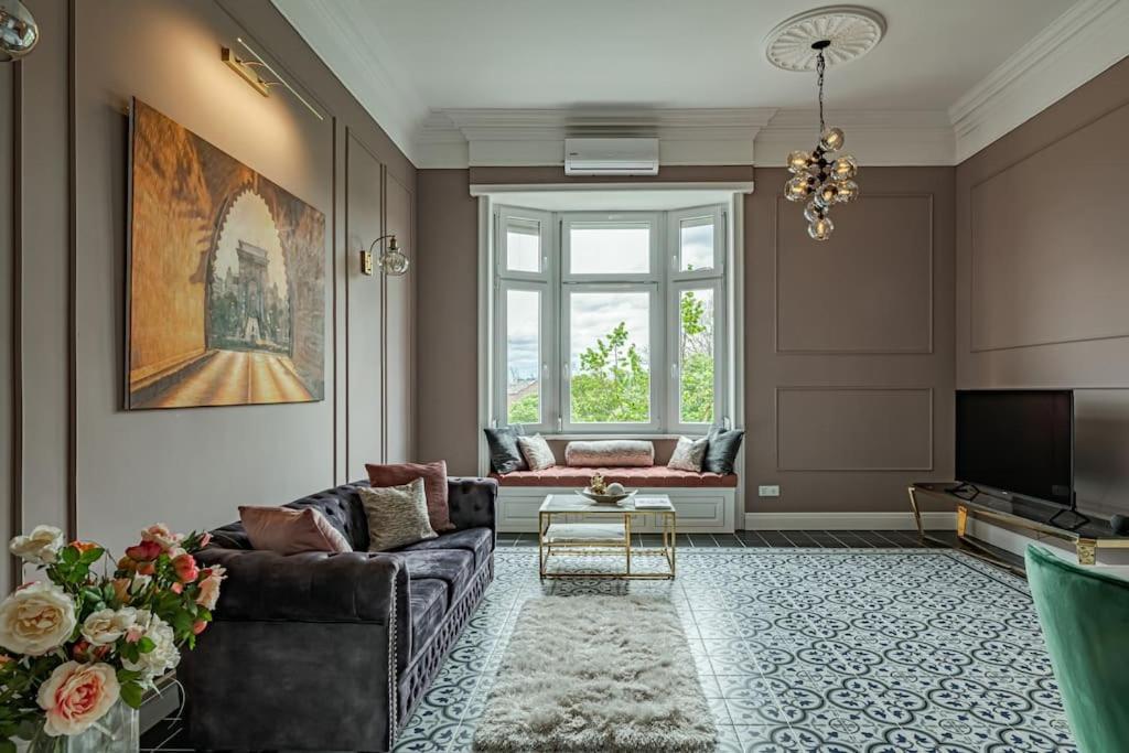 Elegant & Stylish Luxury Living Apartamento Budapest