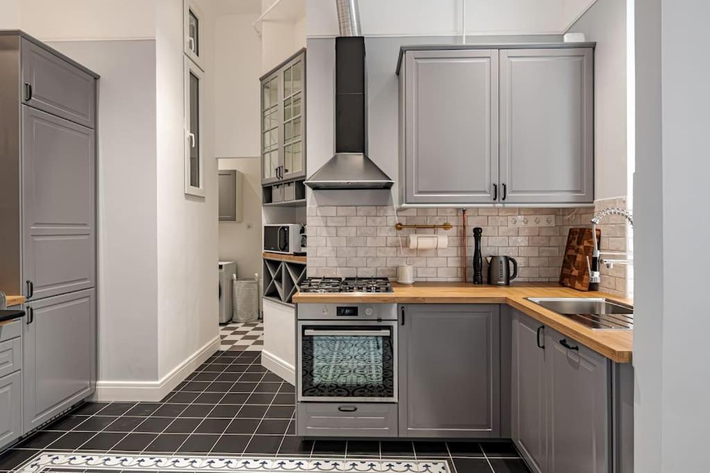 Apartamento Elegant & Stylish Luxury Living Budapest