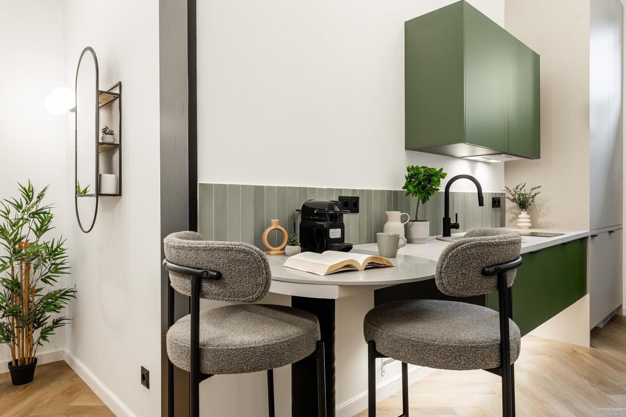 Appartement Coente Kiraly 51 *