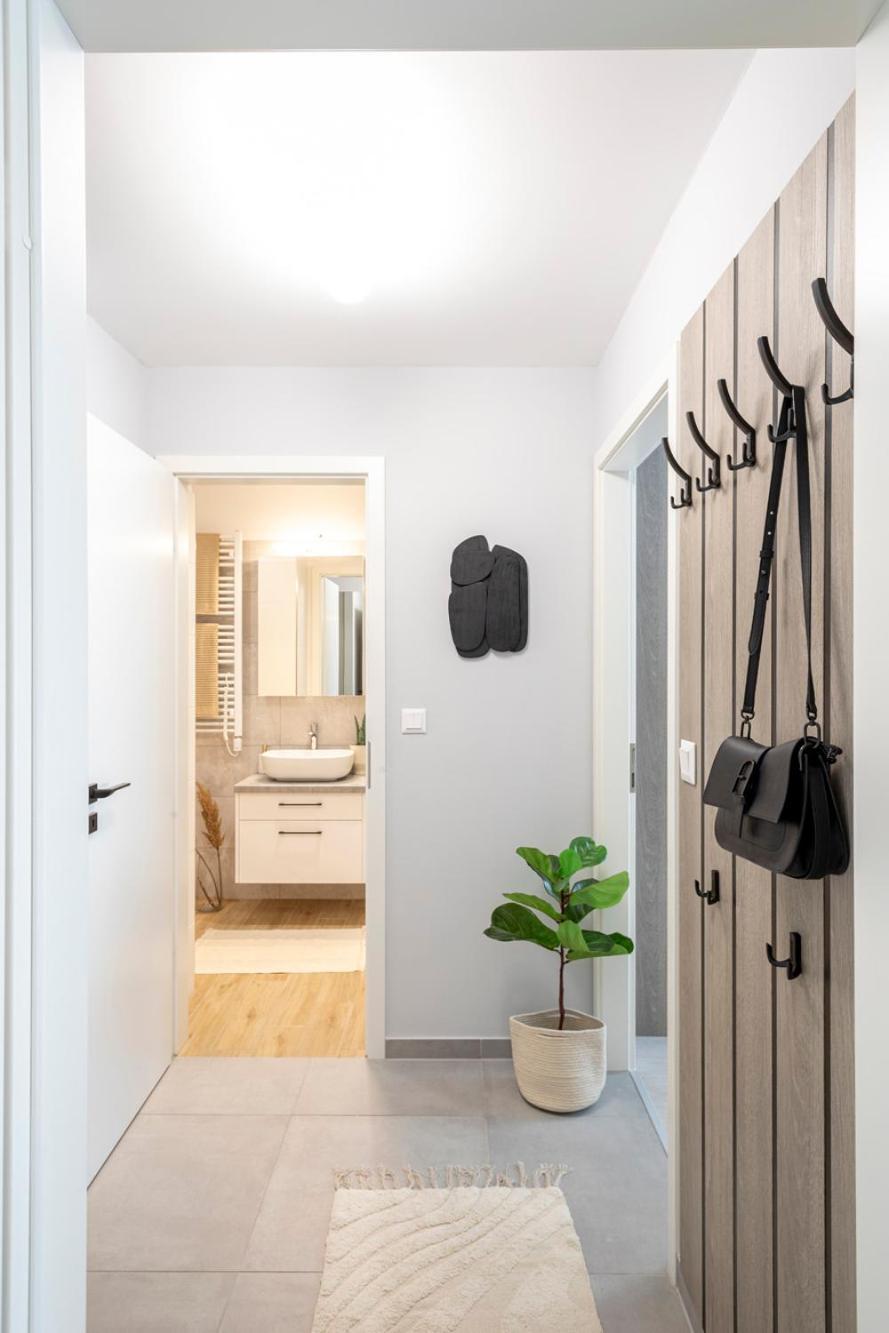 Buda Side Luxury 1-2 *