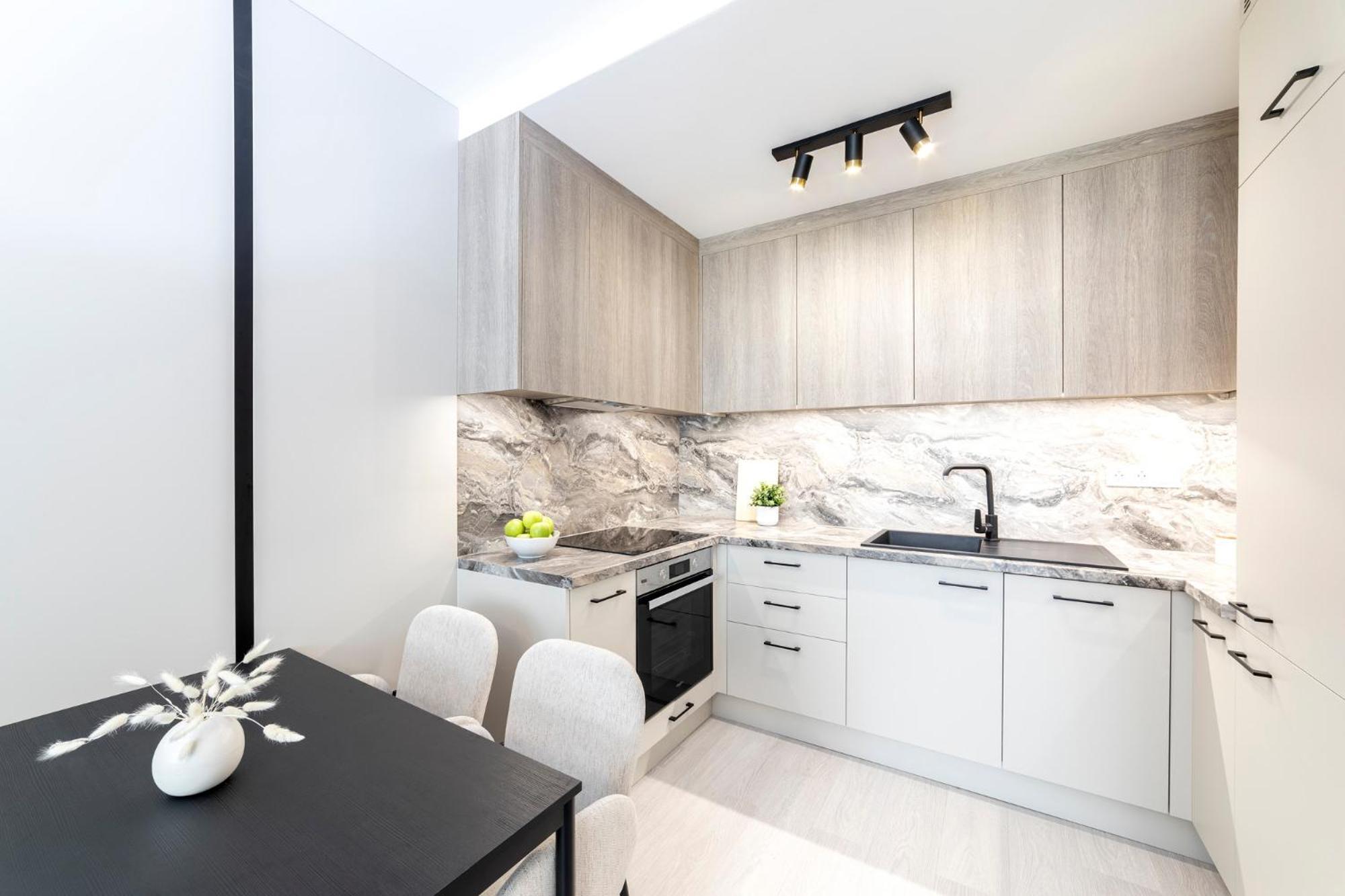 Buda Side Luxury 1-2