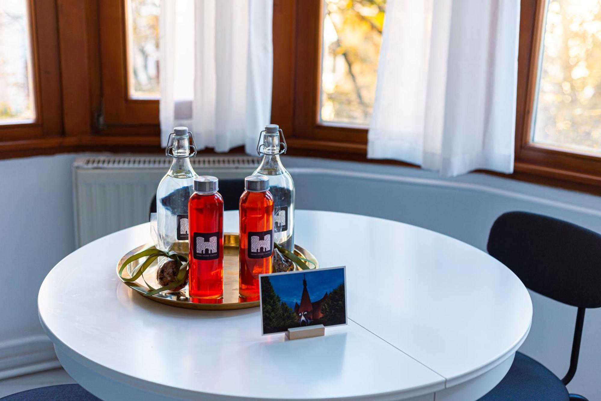 Deluxe Swan Stone Castle Appart hôtel