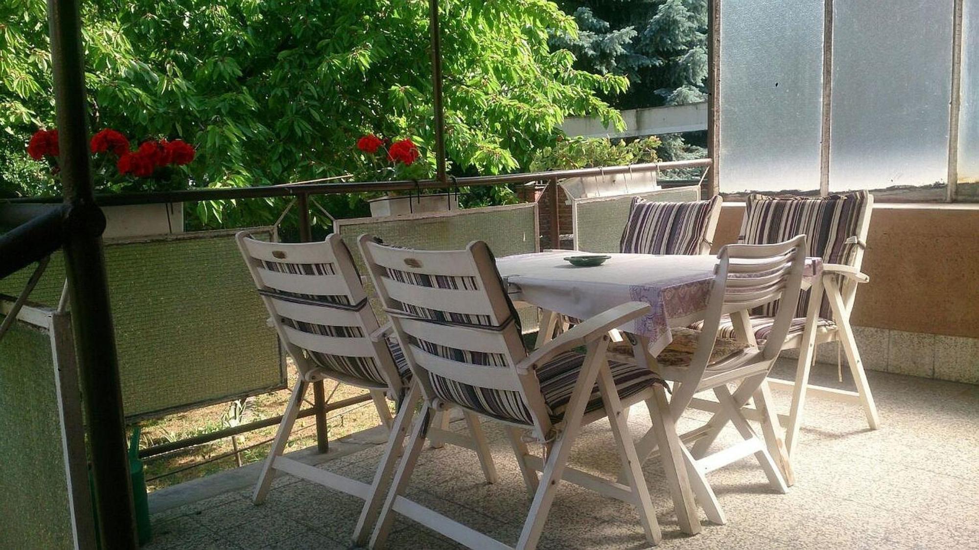 Haus In Mit Garten *