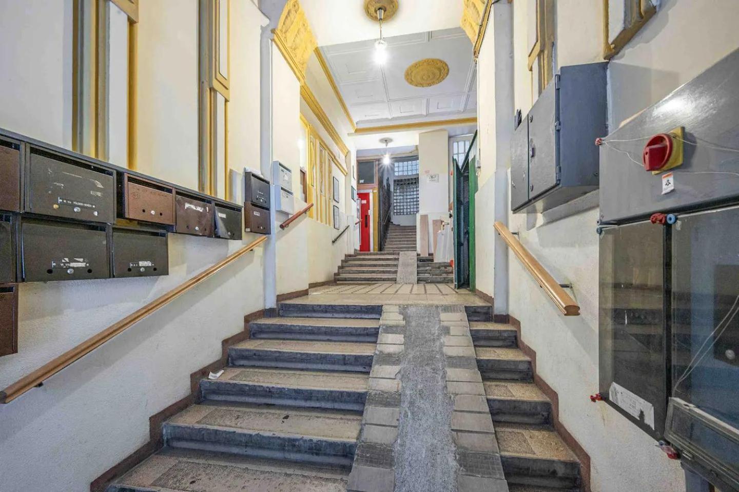Charm In Budapest's Bustling 7th District Apartmán Budapešť