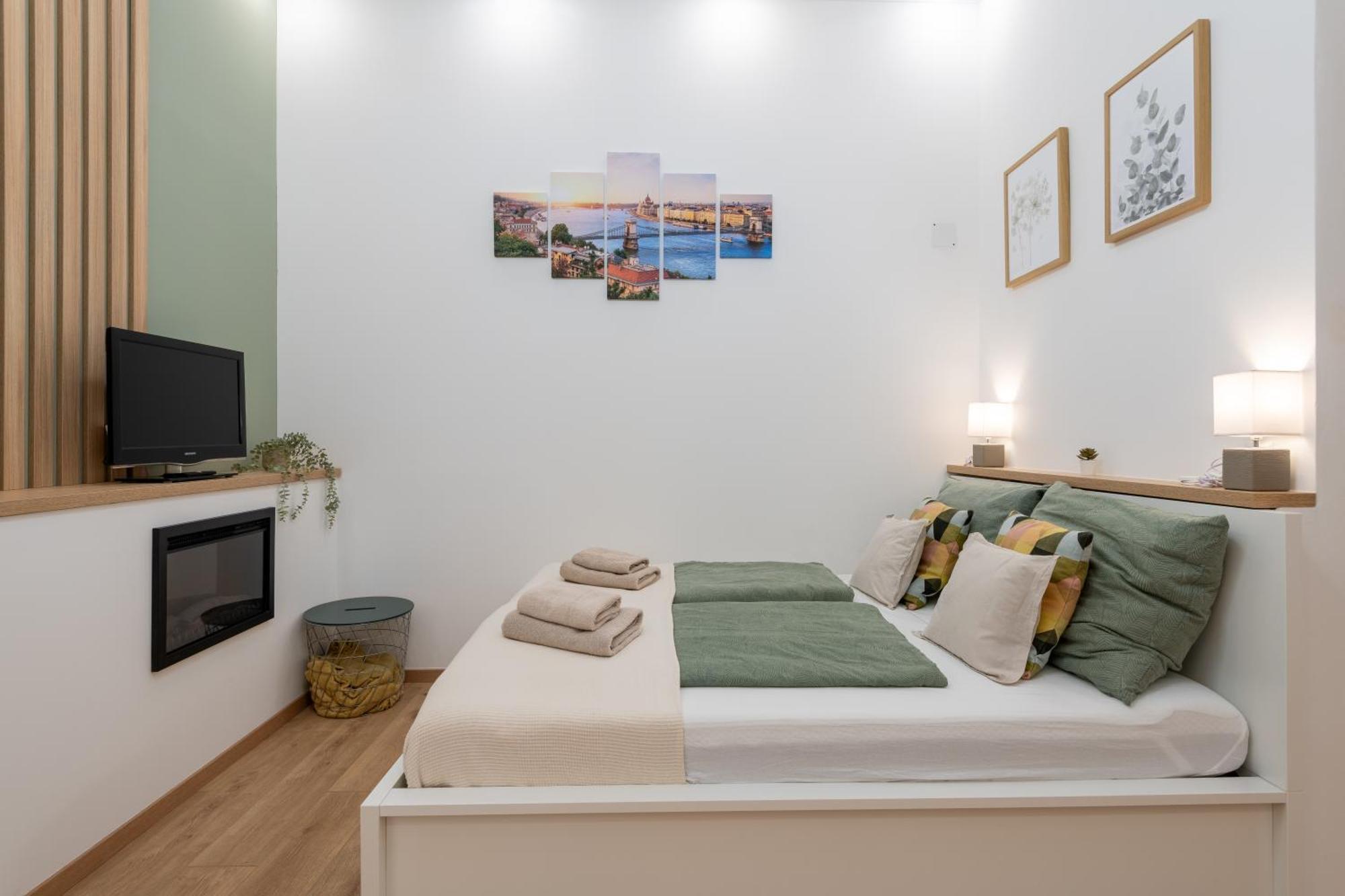 Cozy Vibes K106 By B&z Apartment