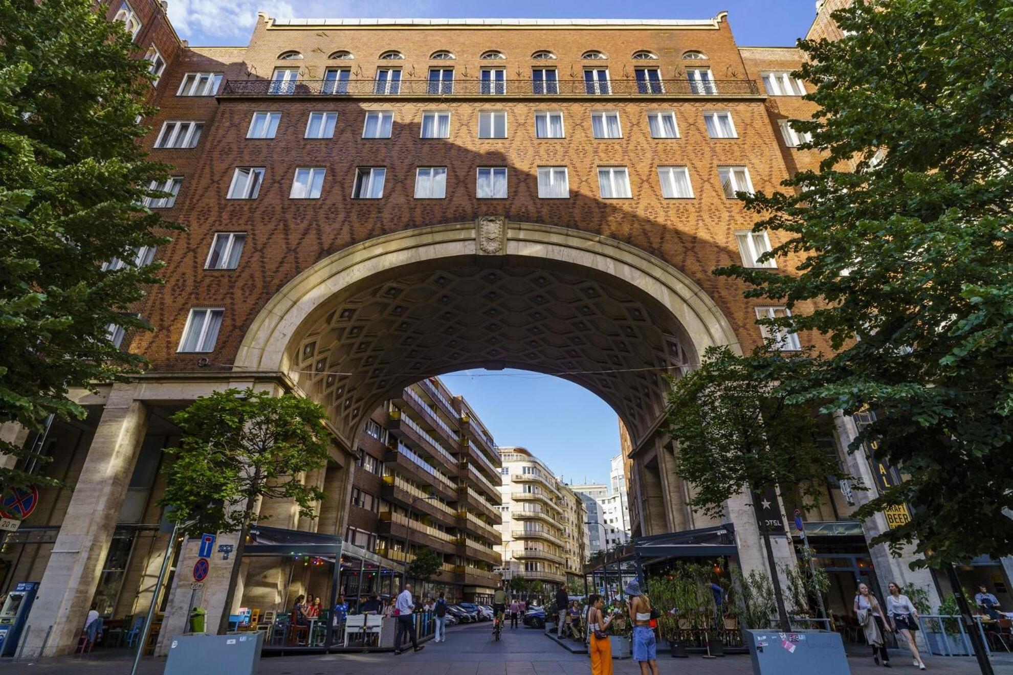 Apartmán Centerpoint R7 *