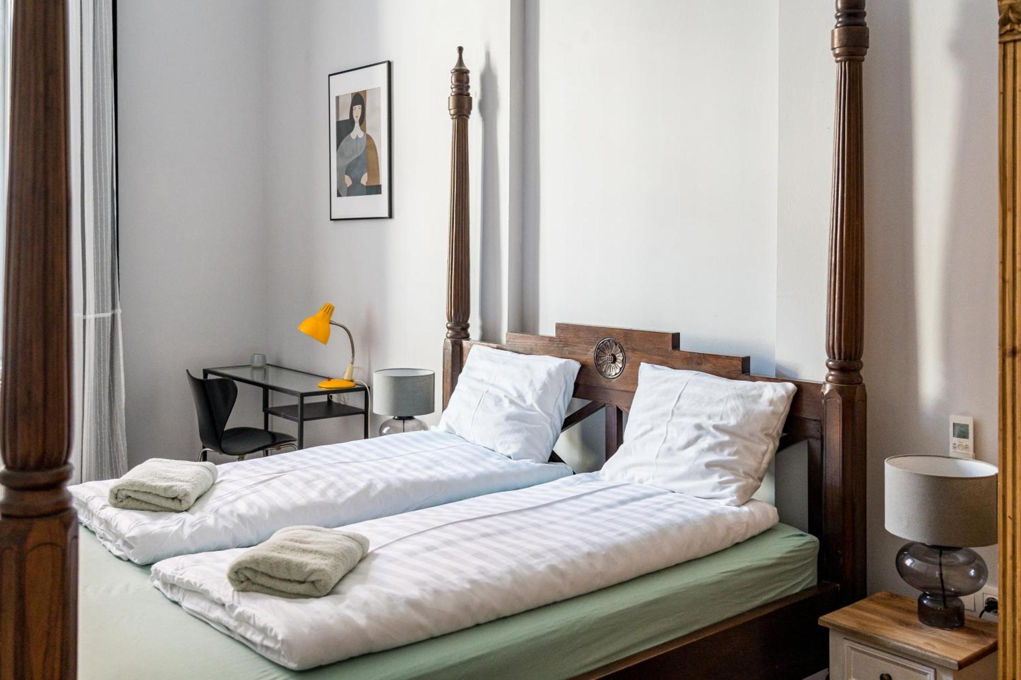 Appartamento 4br Artdeco Elegance With Sauna By Newave Budapest