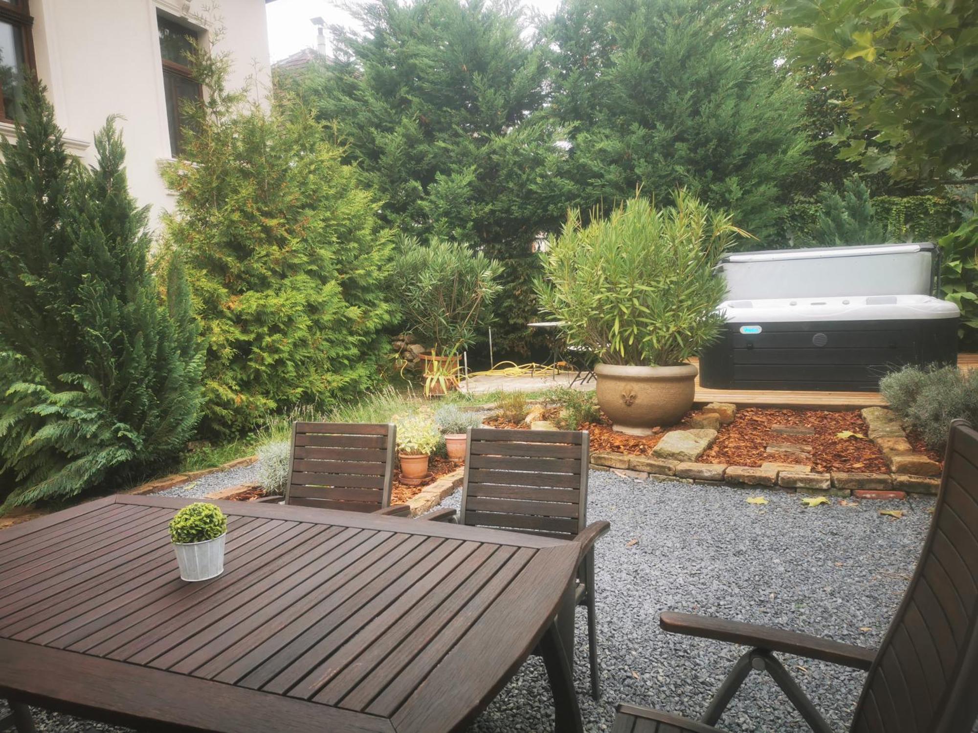 Kuria With Private Jacuzzi And Pool Apartament