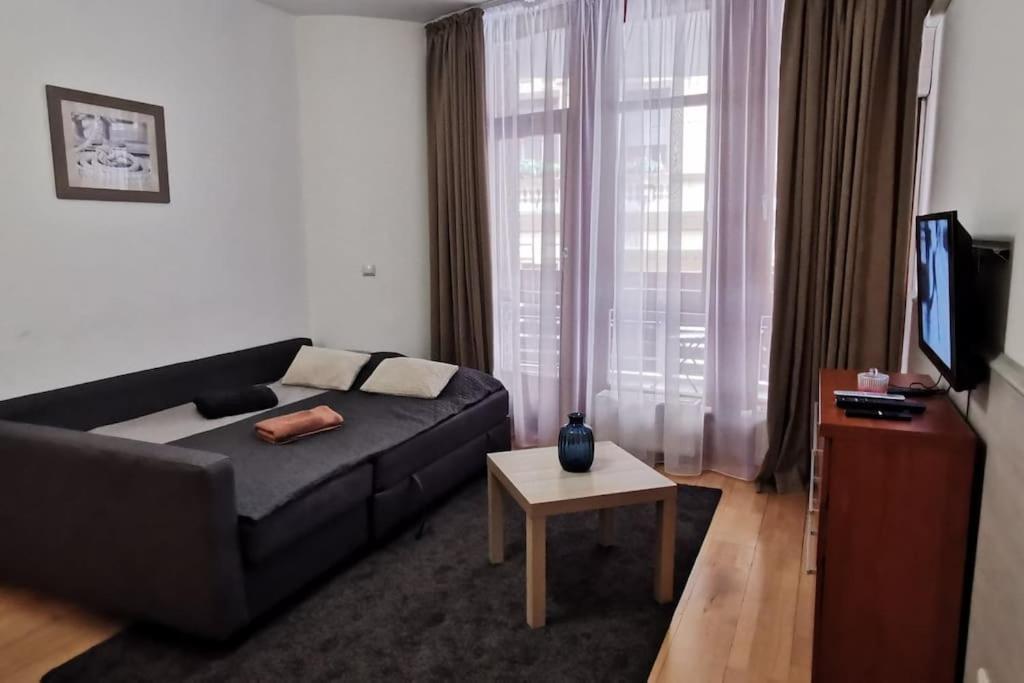 Chevalier Budapest