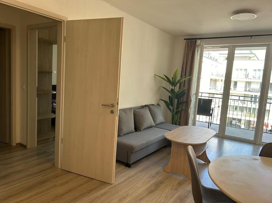 Modern With Garage Apartmán *