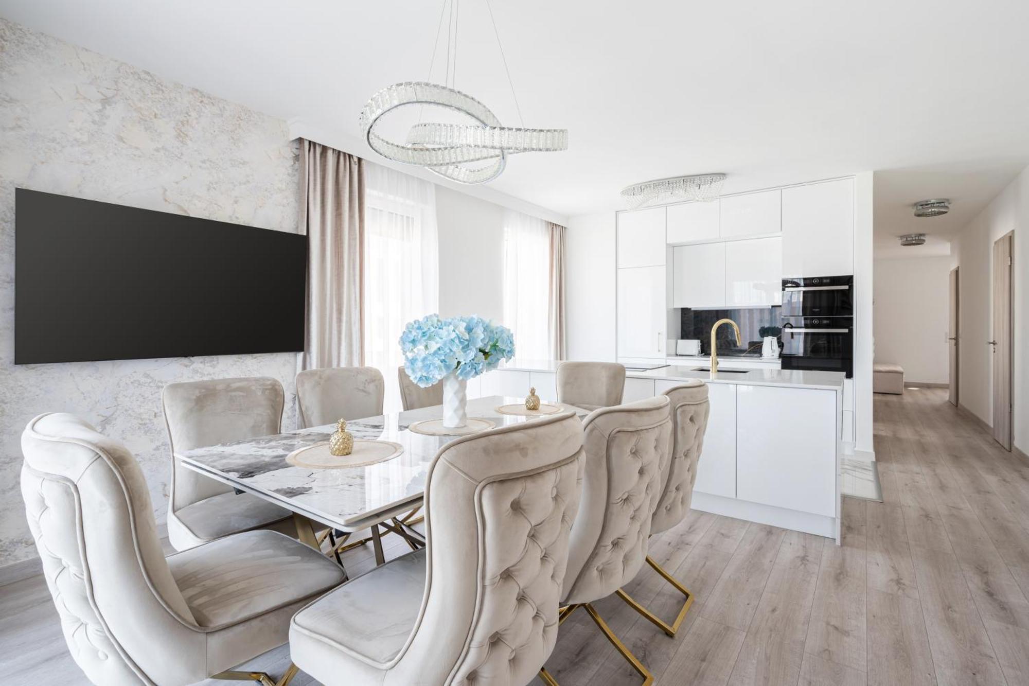 Heart Of Luxury With Amazing View *