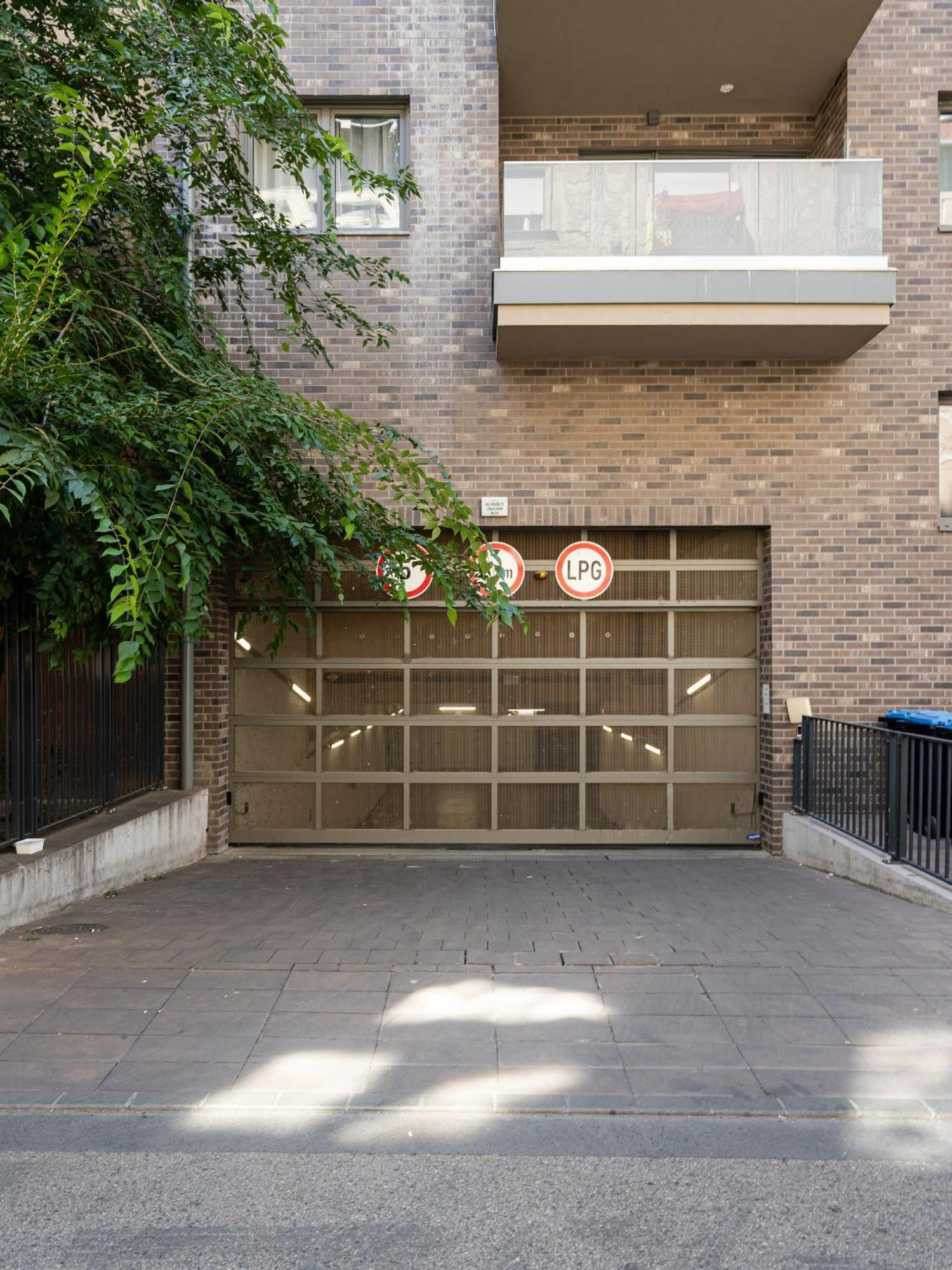 Apartment Corvin 5 Stars Luxury With Free Parking *