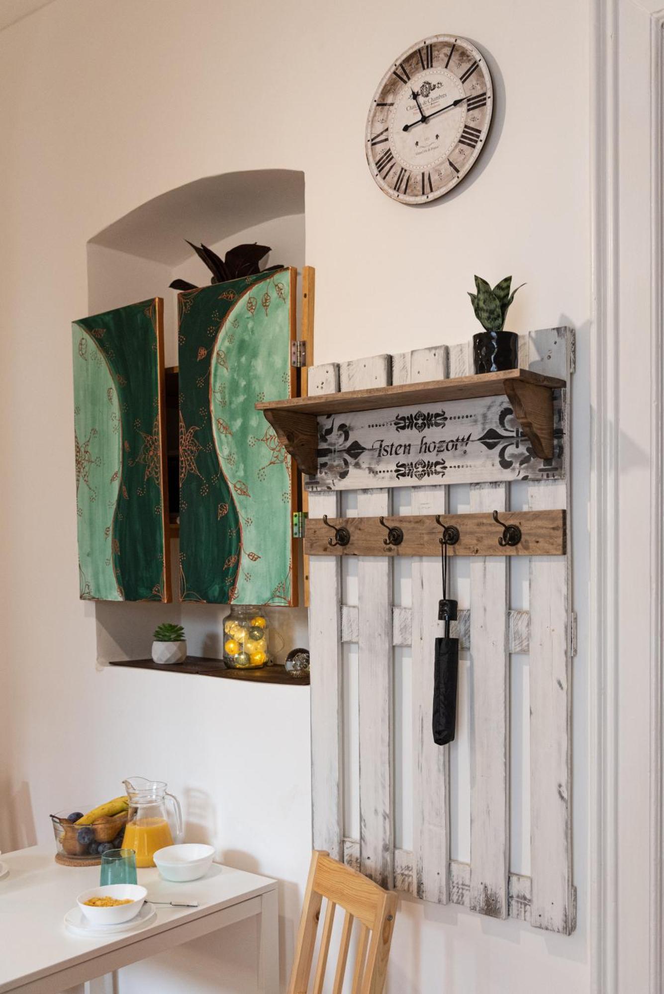 Apartment Viol *